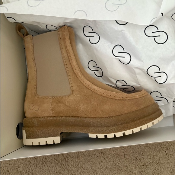 Samir Moc Toe Tan Chelsea Boots - Picture 1 of 2